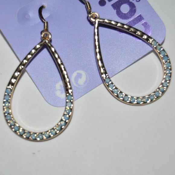 NEW Gold Teardrop Crystal Drop Earrings - Blue NWT - Picture 4 of 6